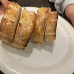 あんだん亭 - バゲット　ノーマル　ガーリックも良き