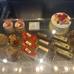 Chocolaterie&Bar ROND-POINT by Hirofumi Tanakamaru - 