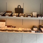 Chocolaterie&Bar ROND-POINT by Hirofumi Tanakamaru - 