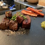 NIKUTAMA 横川広島本店 - 鹿肉ロースステーキ