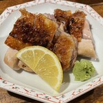 しゅぞう - とりもも肉の塩焼き(750円)