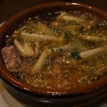 barco - 厚切りベーコンときのこのアヒージョ。