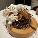 レーヌ デ プレ - 