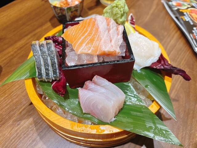 Sushi Izakaya Sunaoya Shin Osaka Ten