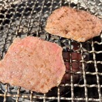 焼肉ホルモン はねいし - 