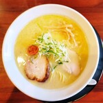 ラーメン 塩司 - 料理写真:ホワイト塩ラーメン（1,000円）