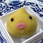 大くに - ふうせん魚（練り切り）