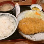とんかつ とん平 - ロースかつ定食 1,780円