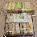 タリーズコーヒー - スモークサーモン&スパイシーチキン、国産メンチのバラエティサンド