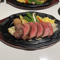 神戸牛炉釜炭焼ステーキ IDEA 銀座 - 