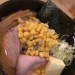 人力俥 - 2種類の豚チャーシューも旨い！