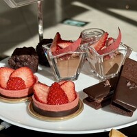 Lounge & Dining G - 