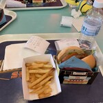 Mel's Drive-in - Rendang Burger