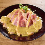 親鳥のたたき　マスタードソース