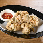 鶏のハーブからあげ　サルサソース