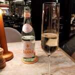 288959547 - ミネラル、スパーリング