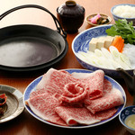 Buta sute - 名代すき焼き。砂糖醤油で大判伊勢肉を【焼く】、伊勢のすき焼き