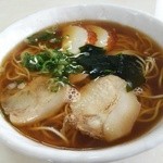 食事処かもめ - 中華そば520円