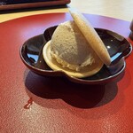 備長炭焼鳥 鳥しげ - ラムレーズンアイス