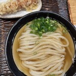 うどん 丸香 - かけうどん大、ちくわ天
