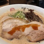 博多 くまちゃんらぁめん 福岡空港店 - 