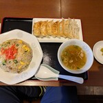 浜松餃子 浜太郎 半田山店（本店） - チャーハン定食