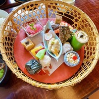韻松亭 - 