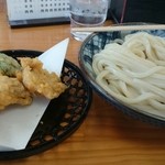 羽立 - 熱々かしわとつやつやうどん
