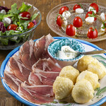 VINAINO kyoto - COCCOLI FIORENTINI,CAPRESE,INSALATA DI RUCOLA　コッコリ、カプリーゼサラダ、フレッシュトマトとモッツァレラチーズのルッコラサラダ