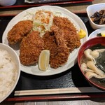 飯と酒屋 - 