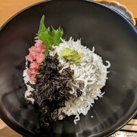 お料理 とみやま - ねぎとろしらす丼　