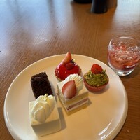 Viridis - デザートビュッフェ