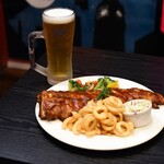 Shooters Sports Bar & Grill - 