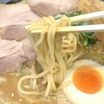 御麺　麦　一等兵 - とんコクみそラーメン