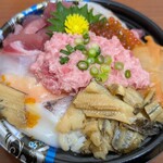 魚幸水産 - おまかせ丼