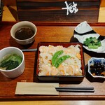 izakaya草 - 海老ちらし寿司