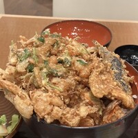 天ぷら ひさご ラシック店 - お昼の天丼