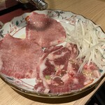 高円寺 焼肉ここち 本店 - タンモトとタンシタ