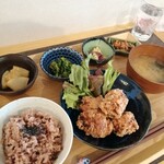 Hayuca Natural Kitchen - 