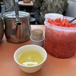 元祖ラーメン長浜家 - 卓上！紅生姜は入れません！