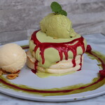 GINZA Cafe Hanon - ピスタチオパンケーキ
