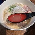 琉 肉、酒、ときどき魚。 - 【ハクビシンラーメン＝スープ】