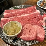 焼肉Lab  - 