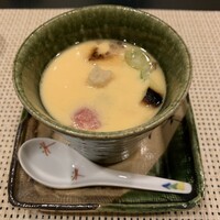 伊万栄 - 