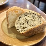 レストラン ペニーレイン - 流石、出来立てのパンも美味しい(お代わり自由)