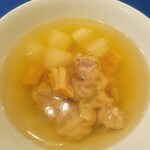 四川料理 巴蜀 - 貝柱と鶏肉のスープ