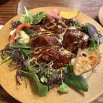 レストラン ペニーレイン - 濃厚な自家製デミグラスソースがとてもいい味です。野菜とマッシュポテトも付いています♪