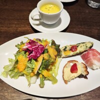 スペイン料理 La Cazuela 三ノ宮 ミント神戸店 - 