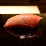 鮨 さいとう - 銚子の鮪、中とろ