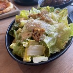 Old Stove Brewing Co. - シーザー・サラダはアメちゃんでなら大概のところで旨し。菜っぱのうまさ、というよりむしろ「組み合わせの妙」によるのであろう。